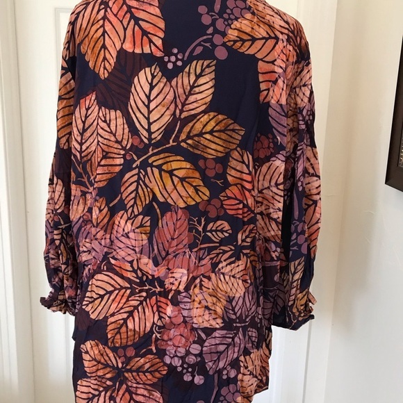 Print Top - Picture 5 of 6